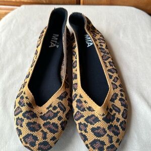 Girls leopard print slip-ons. Never work. Size 4